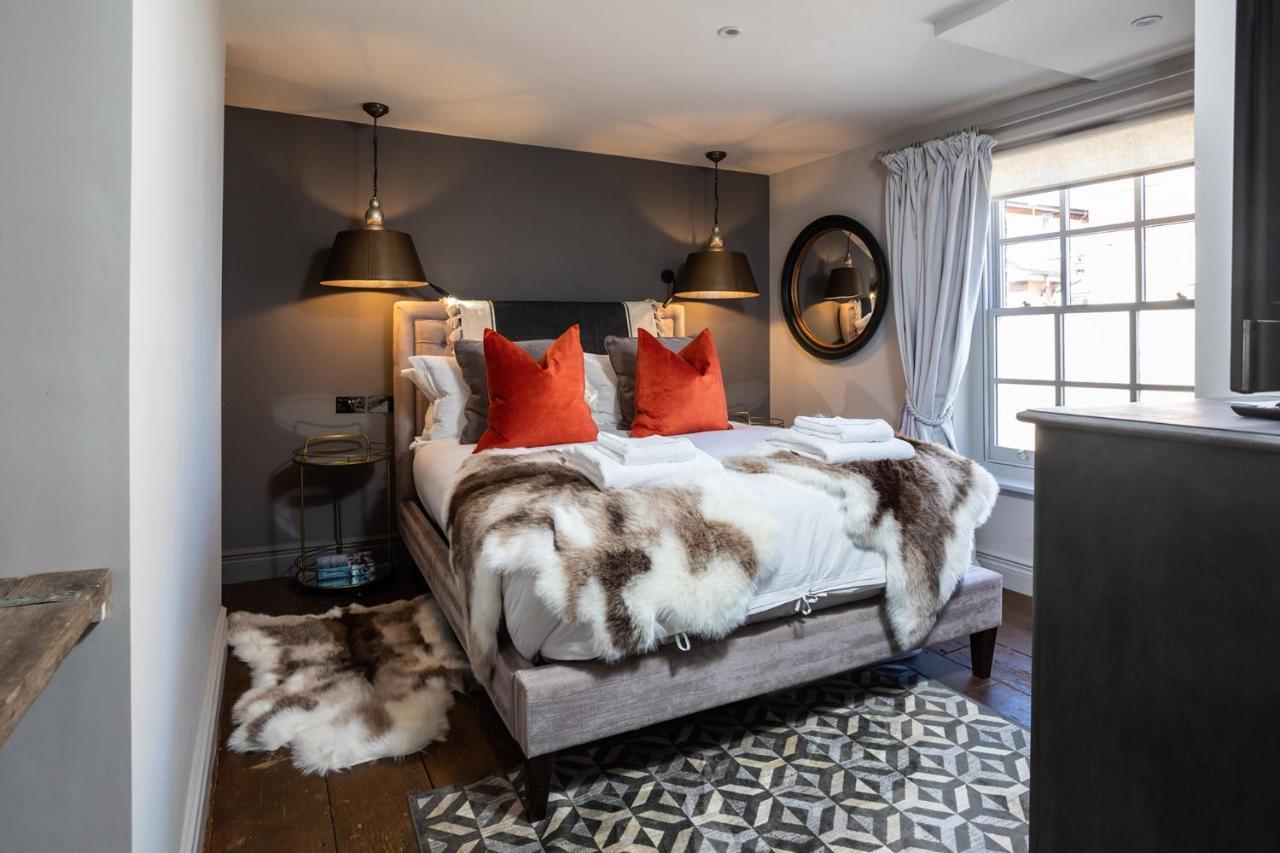 The Cocktail Lounge At Cheshire Boutique Bathhouse Apartment Nantwich Bagian luar foto