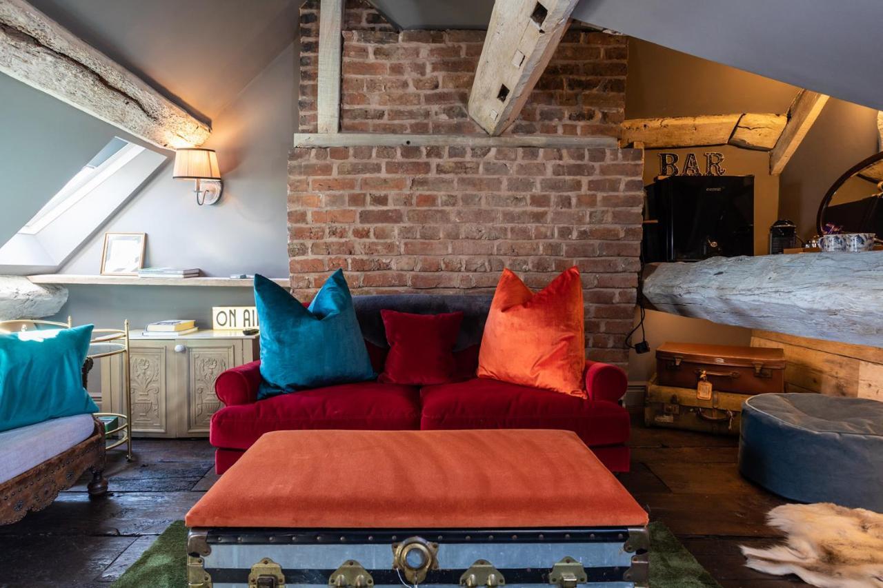 The Cocktail Lounge At Cheshire Boutique Bathhouse Apartment Nantwich Bagian luar foto