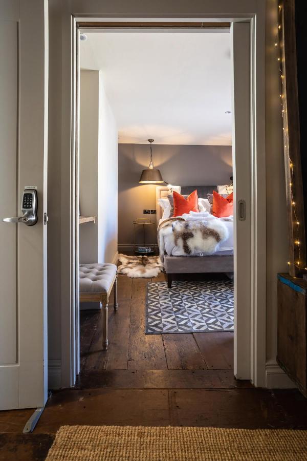 The Cocktail Lounge At Cheshire Boutique Bathhouse Apartment Nantwich Bagian luar foto